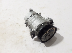 AUDI A5 (2016–2026) A/C compressor 4G0816803E - 3