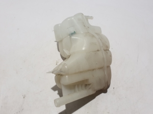 Porsche Panamera 971 (2016–2026) Coolant reservoir 971121407D - 4