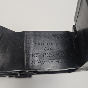 AUDI RS6 C8 (2019–2026) Scheinwerferhalter 4K0805607A - 2