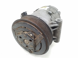  Air conditioner compressor 