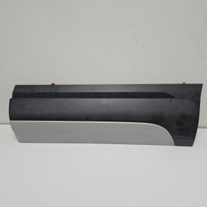 Rear side door molding - 7P6854949F0NV