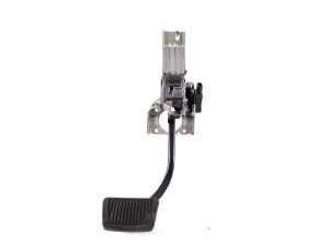   Brake pedal  - 32800G2100 