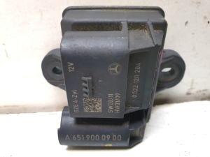 Mercedes Benz E-Class W212 (2009–2015) Glow plug relay A6519000900 - 3