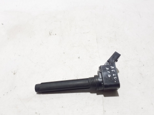 AUDI A5 (2016–2026) Ignition coil 06U905110A - 3