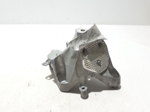 AUDI A5 (2016–2026) Engine bracket 8B3199308D - 4