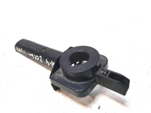Radiator bracket - 8W0805201