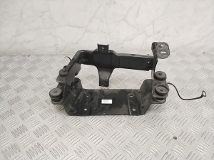 Halter für Klimakompressor - 32275530