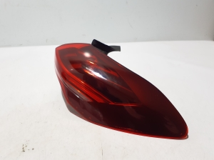AUDI A5 (2016–2026) Rear corner light 8B3945070 - 5