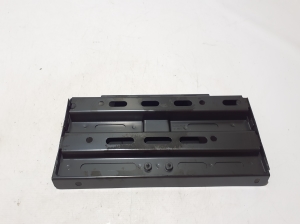 AUDI A5 (2016–2026) Batteriehalter 8B3915514B - 3