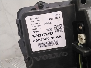 Polestar 2 II (2021–2026) Näidikuplokk 32356075 - 6