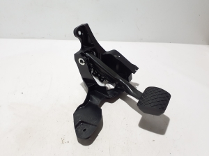  Brake pedal  - 8B1723140 