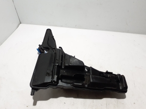 AUDI A5 (2016–2026) Front washer fluid reservoir 8B3955452 - 2