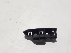   Front bumper bracket  - 8B3807282 