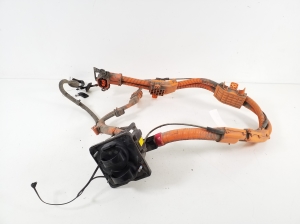   Battery charging port  - 91886G7700 