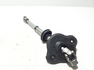 AUDI A5 (2016–2026) Roolivõlli rist 8B1419753 - 3