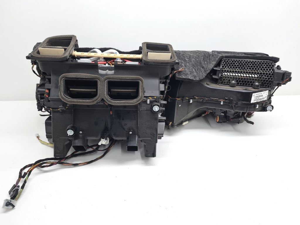 Mercedes Benz E-Class W212 (2009–2015) Heizung und ihre Teile A2128302560 Mercedes Benz E-Class W212 (2009–2015) Heizung und ihre Teile A2128302560