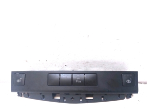 Mercedes Benz GLK-Class 204 (2008–2015) Sēdekļa apsildes slēdzis A2048703951 - 2