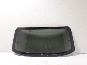   Rear window  - 8B9845501E 