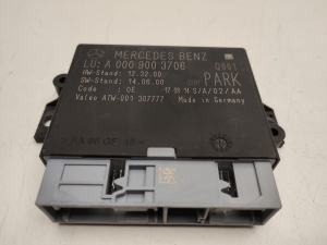   Parkimissüsteemi juhtplokk  - A0009003706 