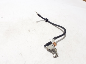   Negative cable terminal  - 8B3915181A 