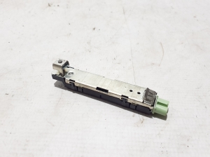 AUDI A5 (2016–2026) Antenna amplifier 8B9035225C - 2