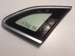 VOLVO V40 (2012–2019) Seitenscheibe hinten (Karosserie) 31352333 - 2