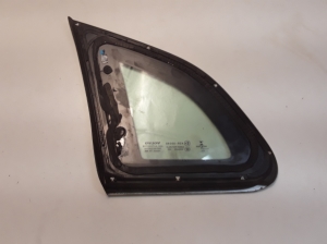 VOLVO V40 (2012–2019) Seitenscheibe hinten (Karosserie) 31352333 - 3