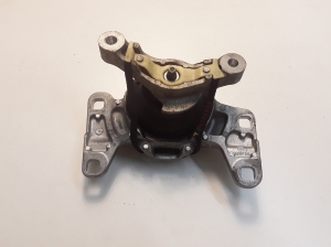 VOLVO V40 (2012–2019) Mootoripadi 31359639 - 2