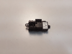 VOLVO V40 (2012–2019) Relay 31436958 - 3