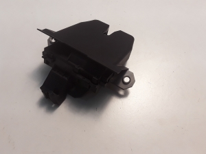 VOLVO V40 (2012–2019) Trunk lid lock 31440245 - 2