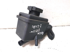 Power steering pump reservoir - A2044660102