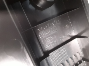 VOLVO V40 (2012–2019) Cita bagāžnieka iekšpuses detaļa 31389394 - 3
