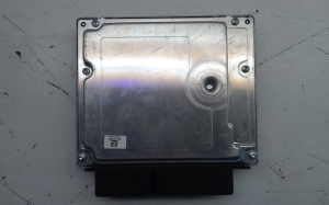 BMW 3 SERIES E91 (2005–2013) Engine control unit 0281016067 - 2