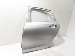 VOLVO S90 (2016–2026) Tagumised küljeuksed 31689115 - 2