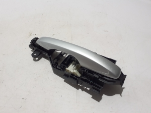 VOLVO S90 (2016–2026) Front door external opening handle and its details - 3
