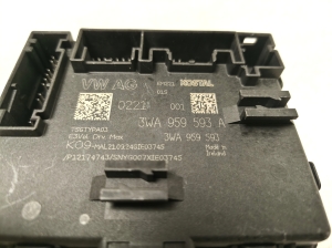 Volkswagen Golf VIII (2019–2026) Front door control unit 3WA959593A - 2