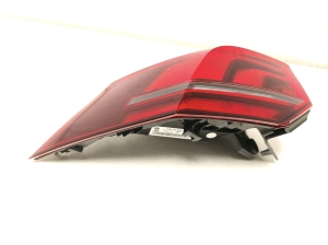 Volkswagen Golf VIII (2019–2026) Eckleuchte hinten 5H0945095E - 4