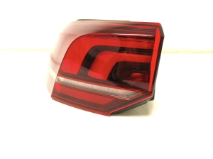 Volkswagen Golf VIII (2019–2026) Eckleuchte hinten 5H0945095E - 6