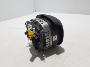 VOLVO S90 (2016–2026) Stūres drošības spilvens 39834785 - 3