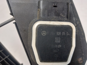 Mercedes Benz GLK-Class 204 (2008–2015) Gaspedal A2043000504 - 5