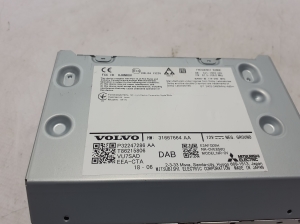 VOLVO S90 (2016–2026) Radio (head unit) 32247286 - 3
