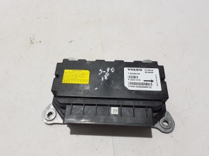 Airbag module - 32221372