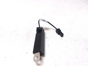 Mercedes Benz GLK-Class 204 (2008–2015) Antenas pastiprinātājs A2048702589 - 3