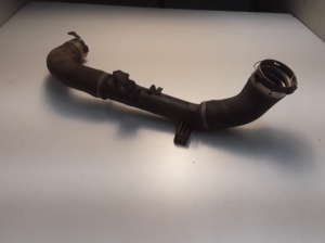 VOLVO V40 (2012–2019) Vahejahuti voolik 31439896 - 2
