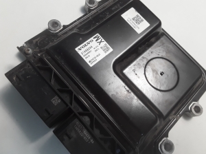 VOLVO V40 (2012–2019) Engine control unit 31459244 - 3