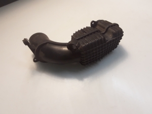 VOLVO V40 (2012–2019) Resonator chamber - 2
