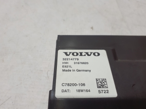 VOLVO S90 (2016–2026) Trunk lid control module 32214779 - 3