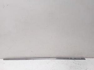 Mercedes Benz GLK-Class 204 (2008–2015) Front door molding A2047200580 - 3