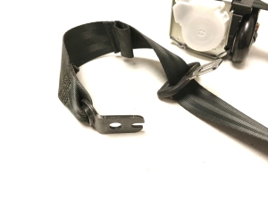 Volkswagen Golf VIII (2019–2026) Sicherheitsgurt hinten 5H9857805B - 3