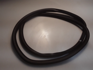 VOLVO V40 (2012–2019) Front door rubber seal 31385841 - 2